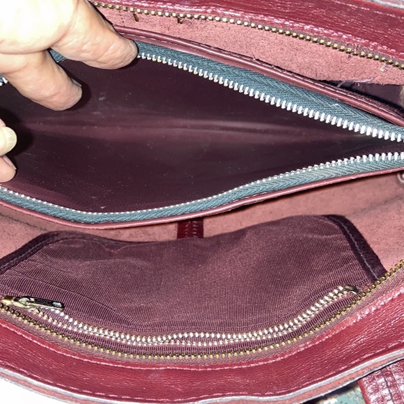 Leather purse appx. 12 x 9 x 4”, 1st pics outside light, unsewn zipper $19 - Picture 3 of 11